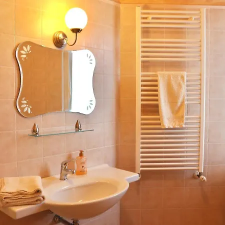 Cozy Haven Sirmione